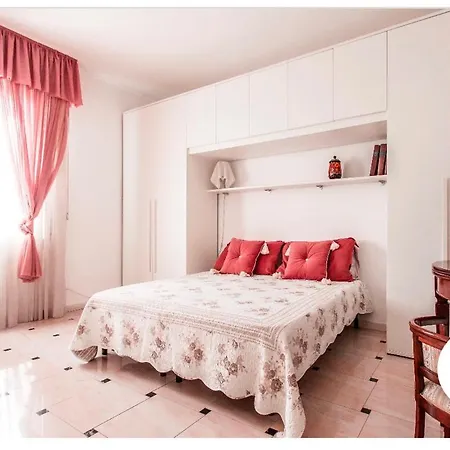 Riva Dei Fiori * ヴィアレッジョ